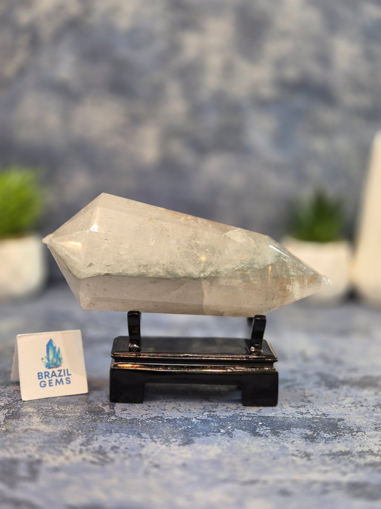 Blue Tara with Mosaic Calcite Vogel