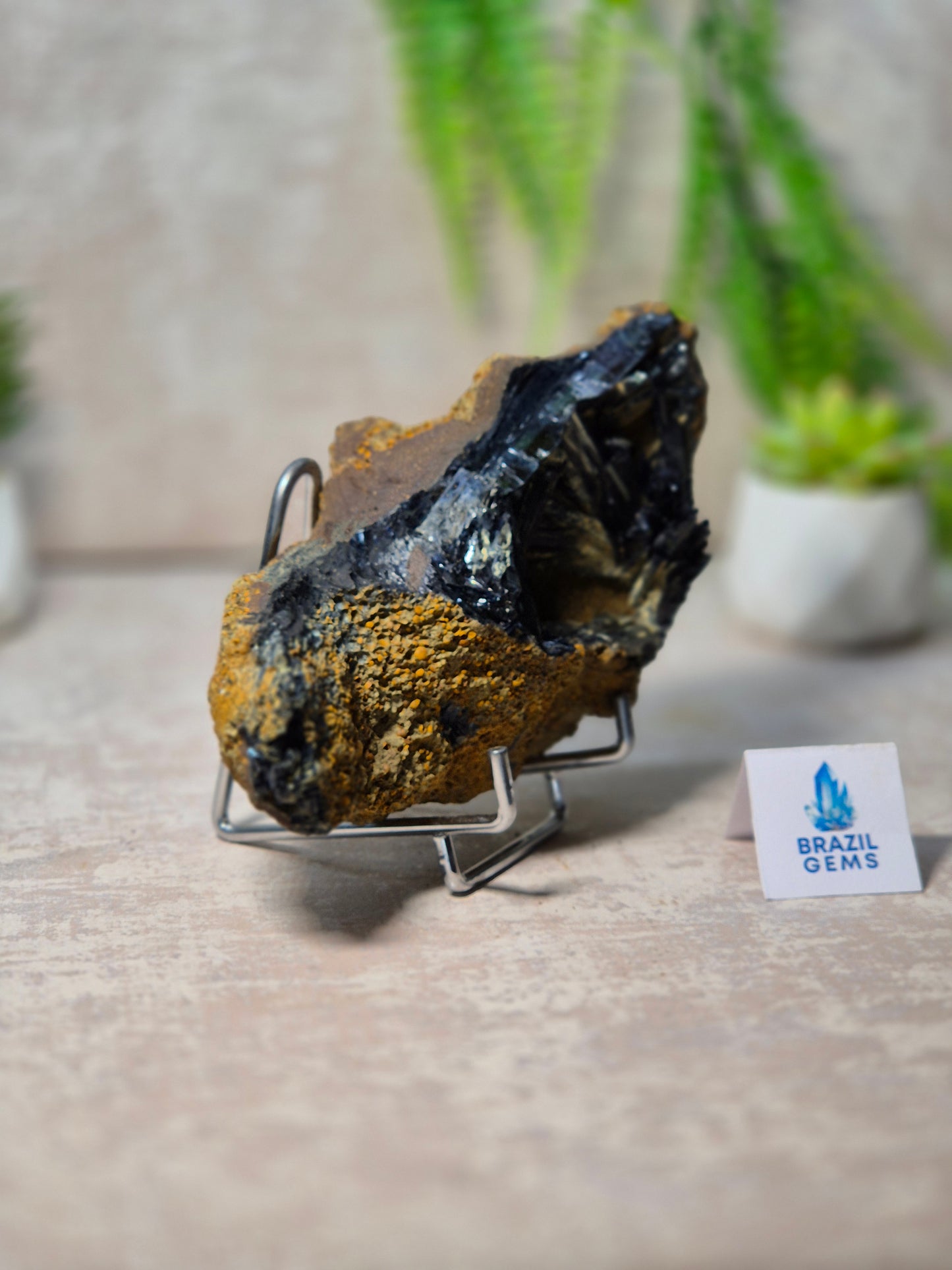 Vivianite on stand