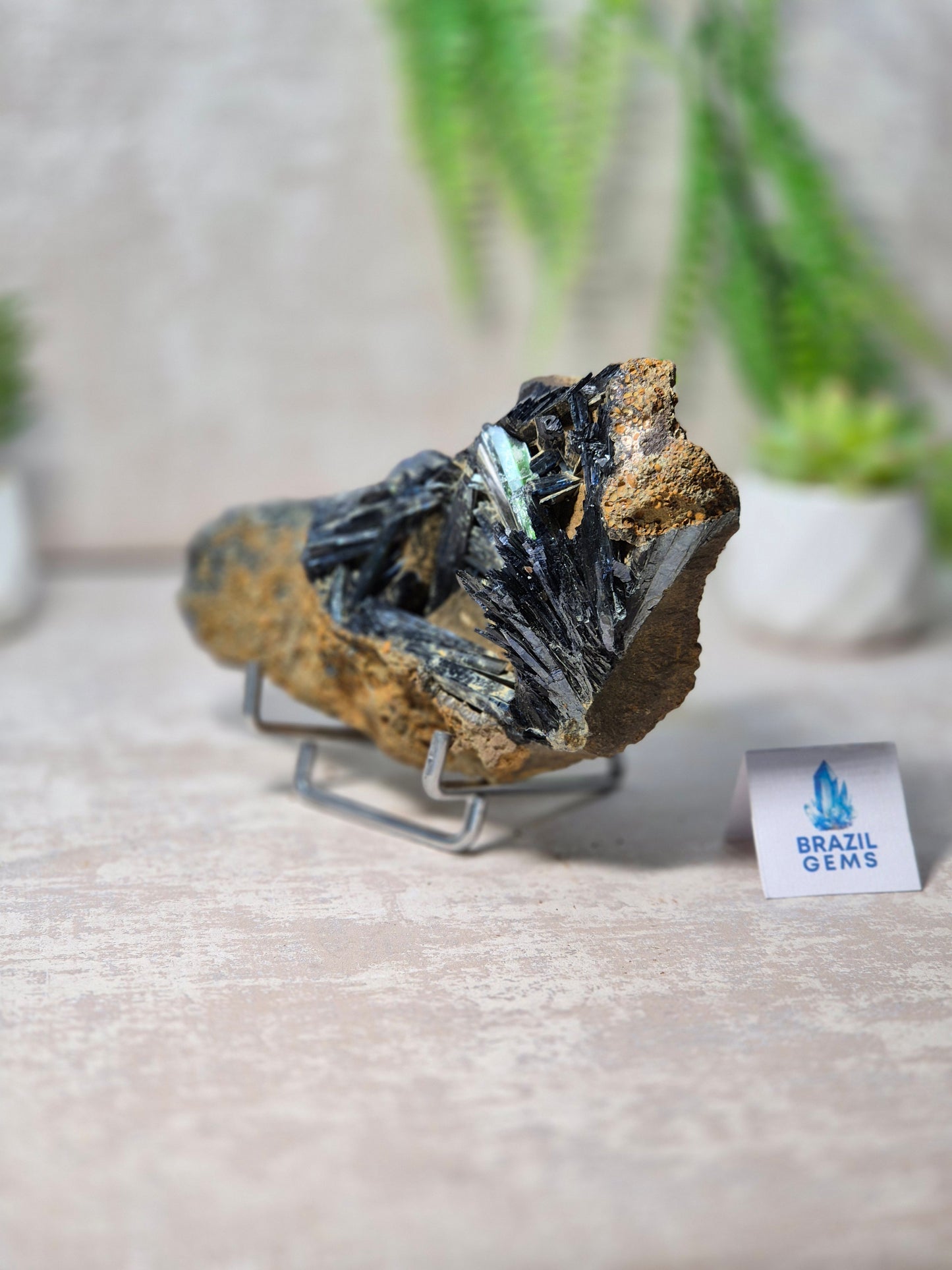 Vivianite on stand