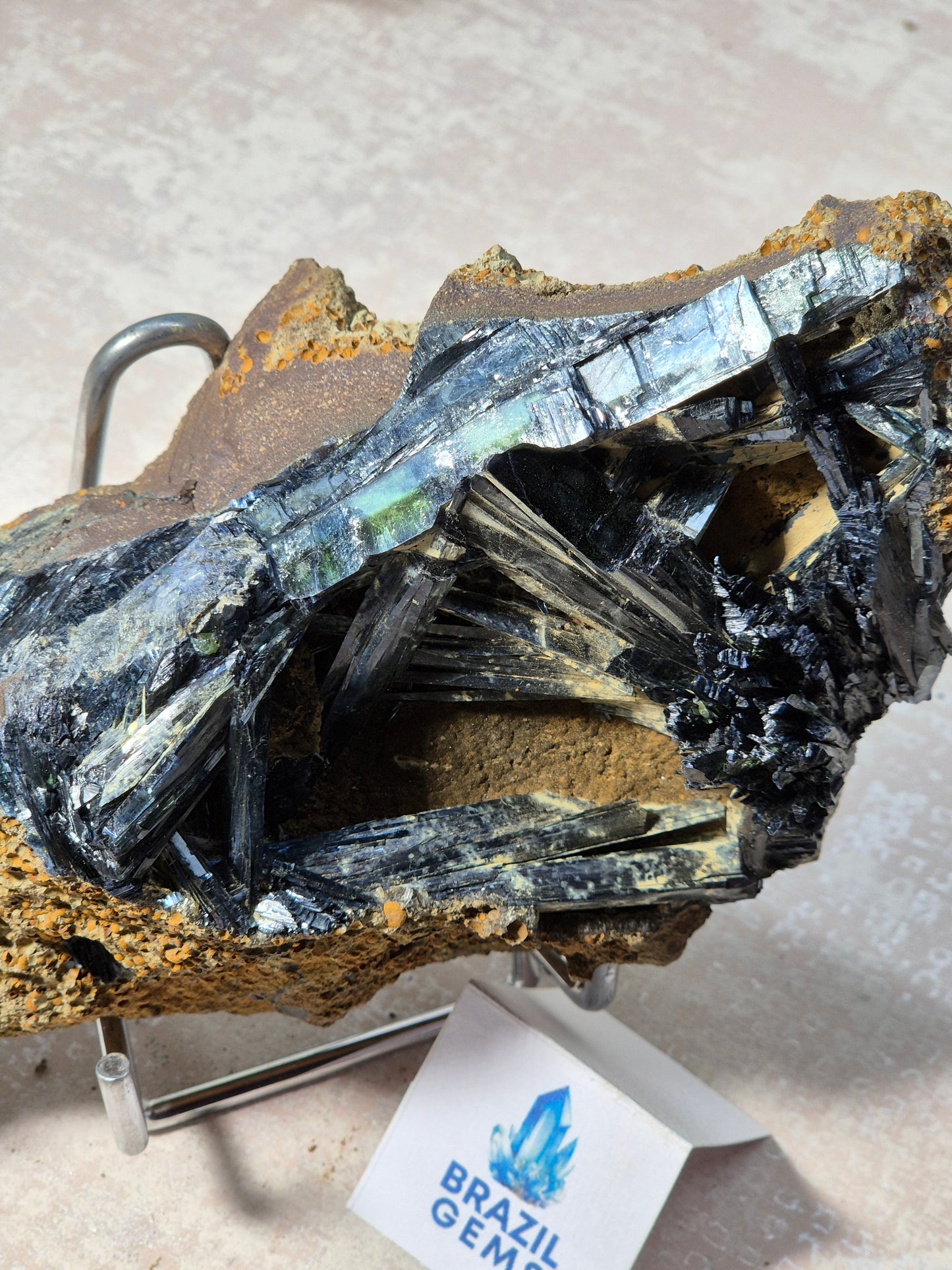 Vivianite on stand