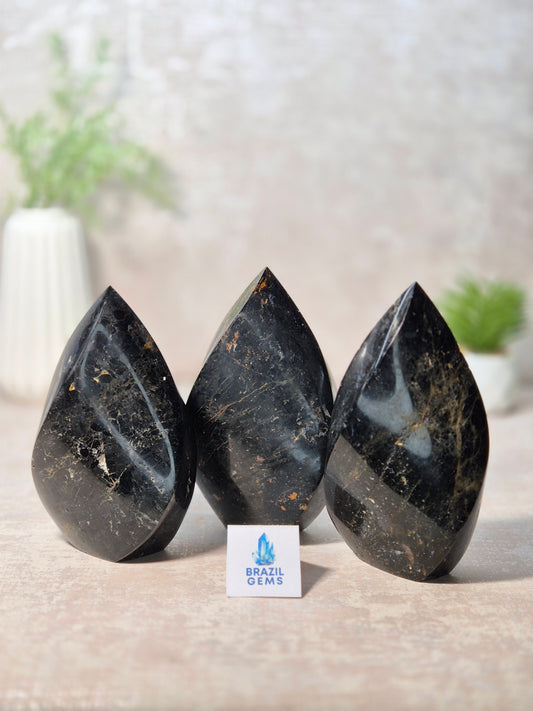 Black Tourmaline with Oxidation Flame